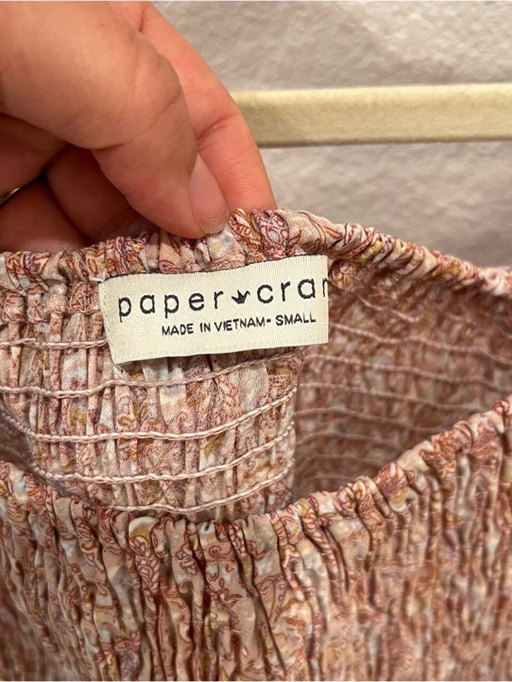 PAPERCRANE Smocked blouse - Picture 5 of 8